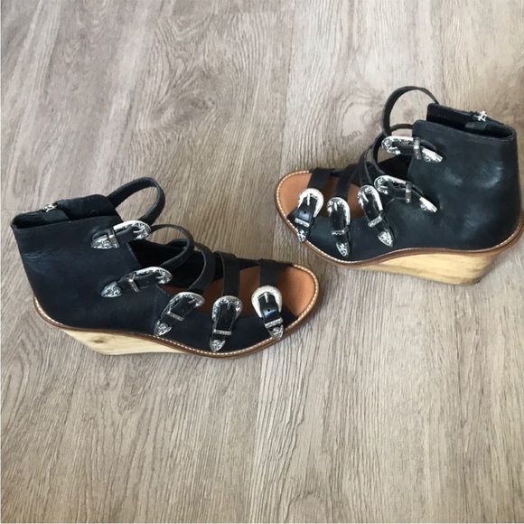 Topshop - Picture 1 of 3